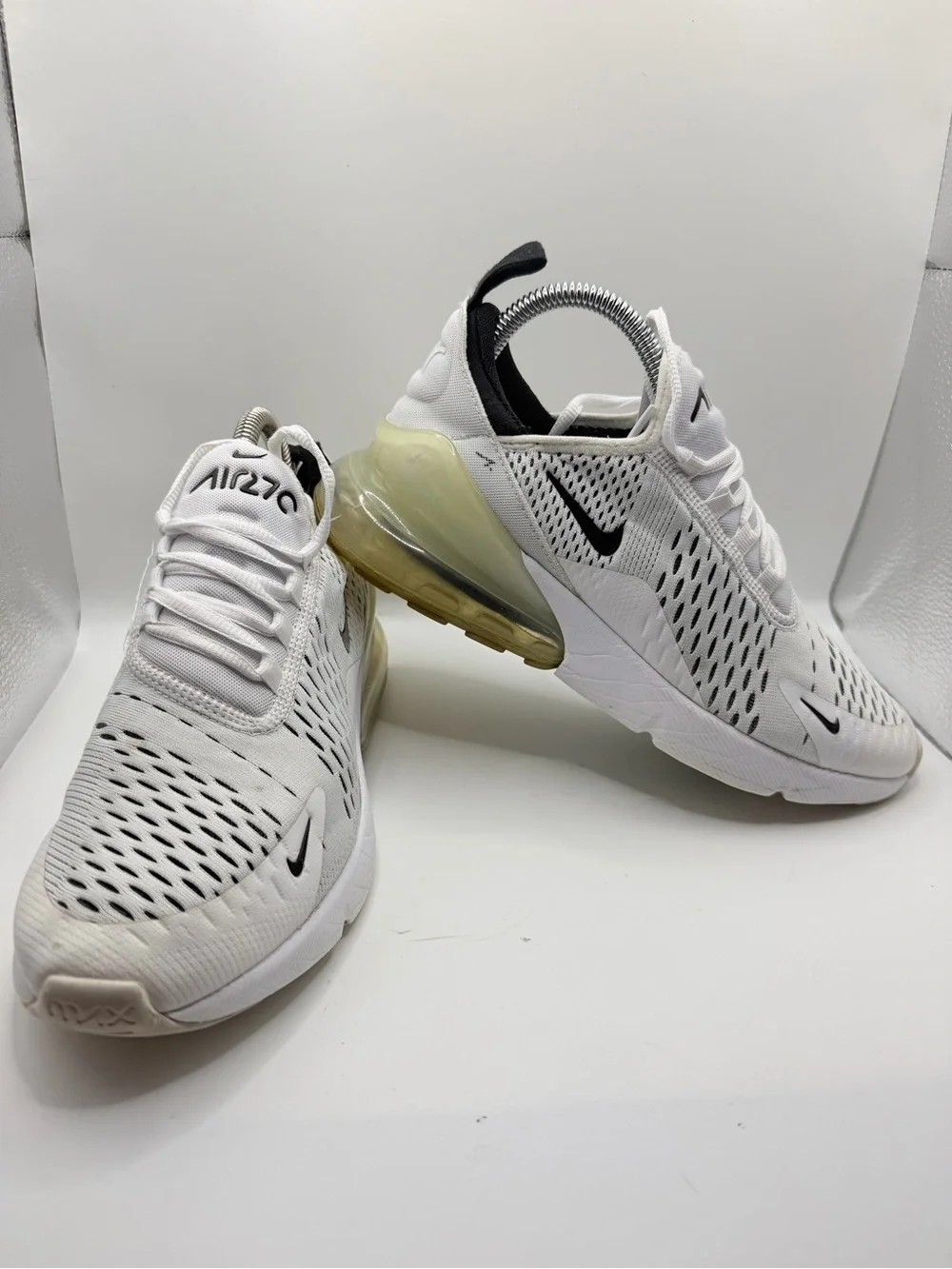 Nike White & Black Air Max 270 Sneakers with Yellowed Heel